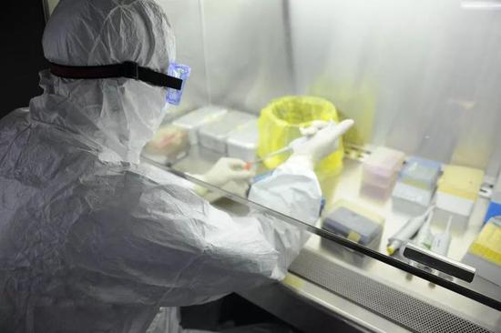 中国科学家发现新冠病毒导致肝损伤的可能原因