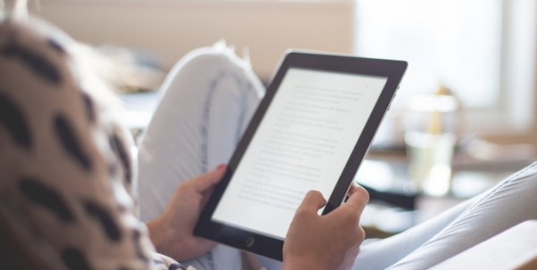 保底本科非统招的含义是什么？