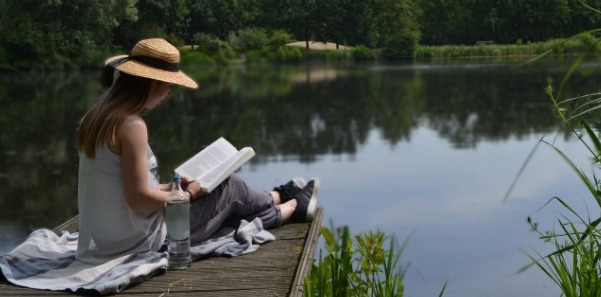 一般选择研究课题的基本原则是什么？