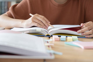 SCI查找论文后如何引用