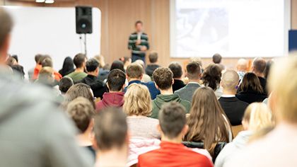 学术会议电子壁报有意义吗