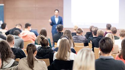 如何参加英文国际学术会议