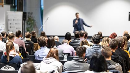 本科生可以参加学术会议吗