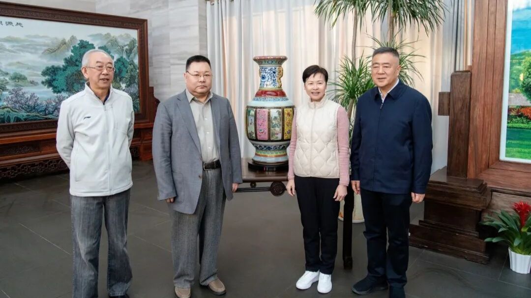 林郑月娥，去这所地方高校了！