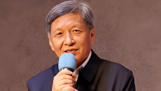 福耀科技大学校长王树国：很多院士专家觉得研究大模型机器人写不出大文章，就无心去做