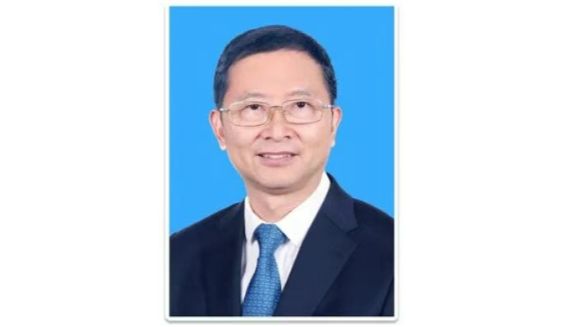 高松任北京大学校长