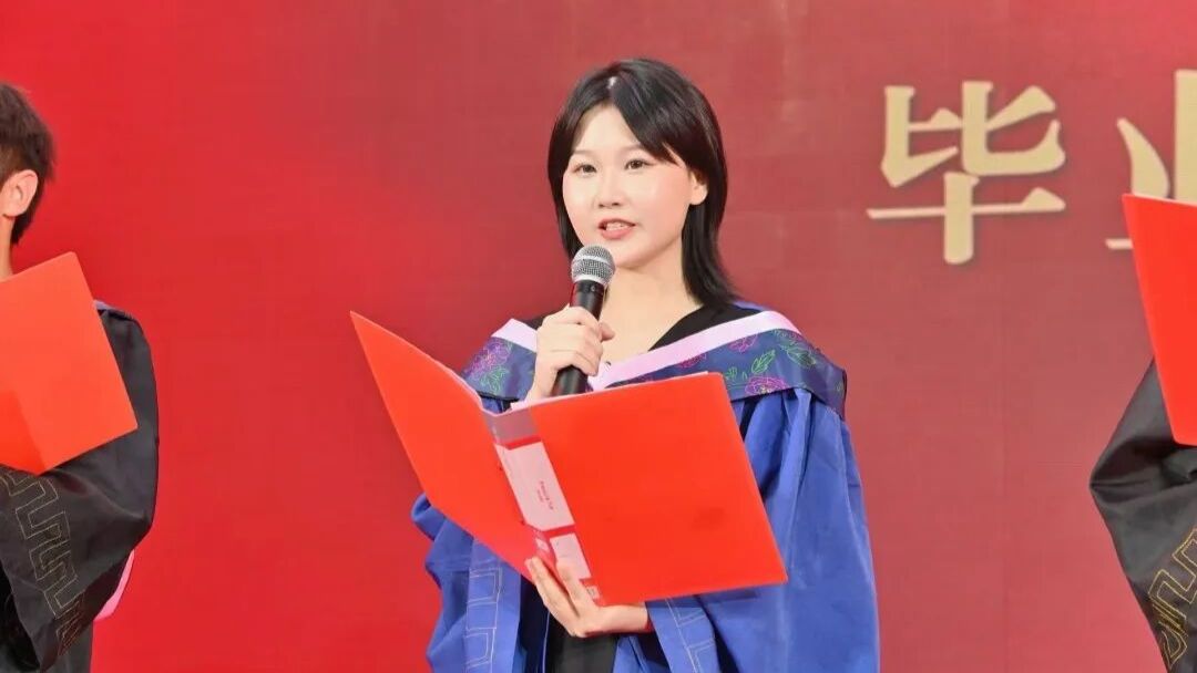 女大学生读研前查出肺癌晚期，经历开颅手术、4次化疗20次放疗，毕业典礼发言：想平平淡淡过一生，命运非要让我轰轰烈烈