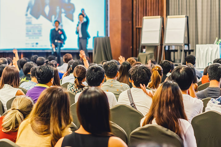 如何参加英文国际学术会议