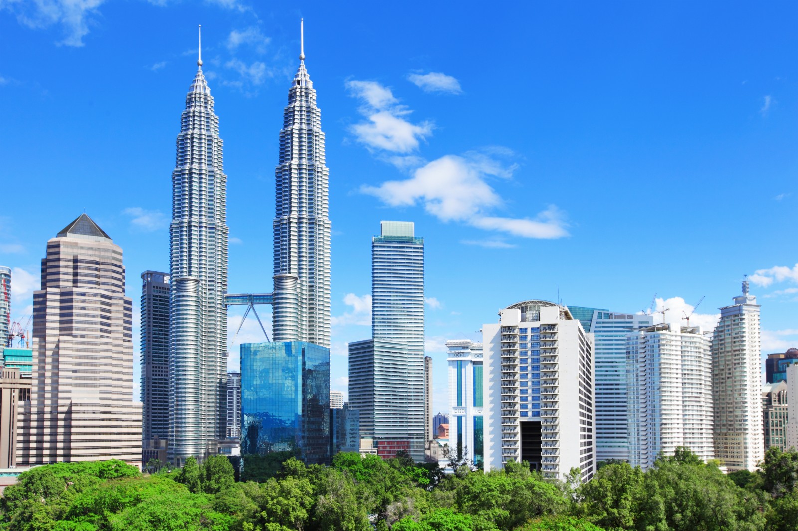 摄图网_321592410_吉隆坡天线首都商业办公室旅行建筑学建筑蓝色天空城市（企业商用）.jpg