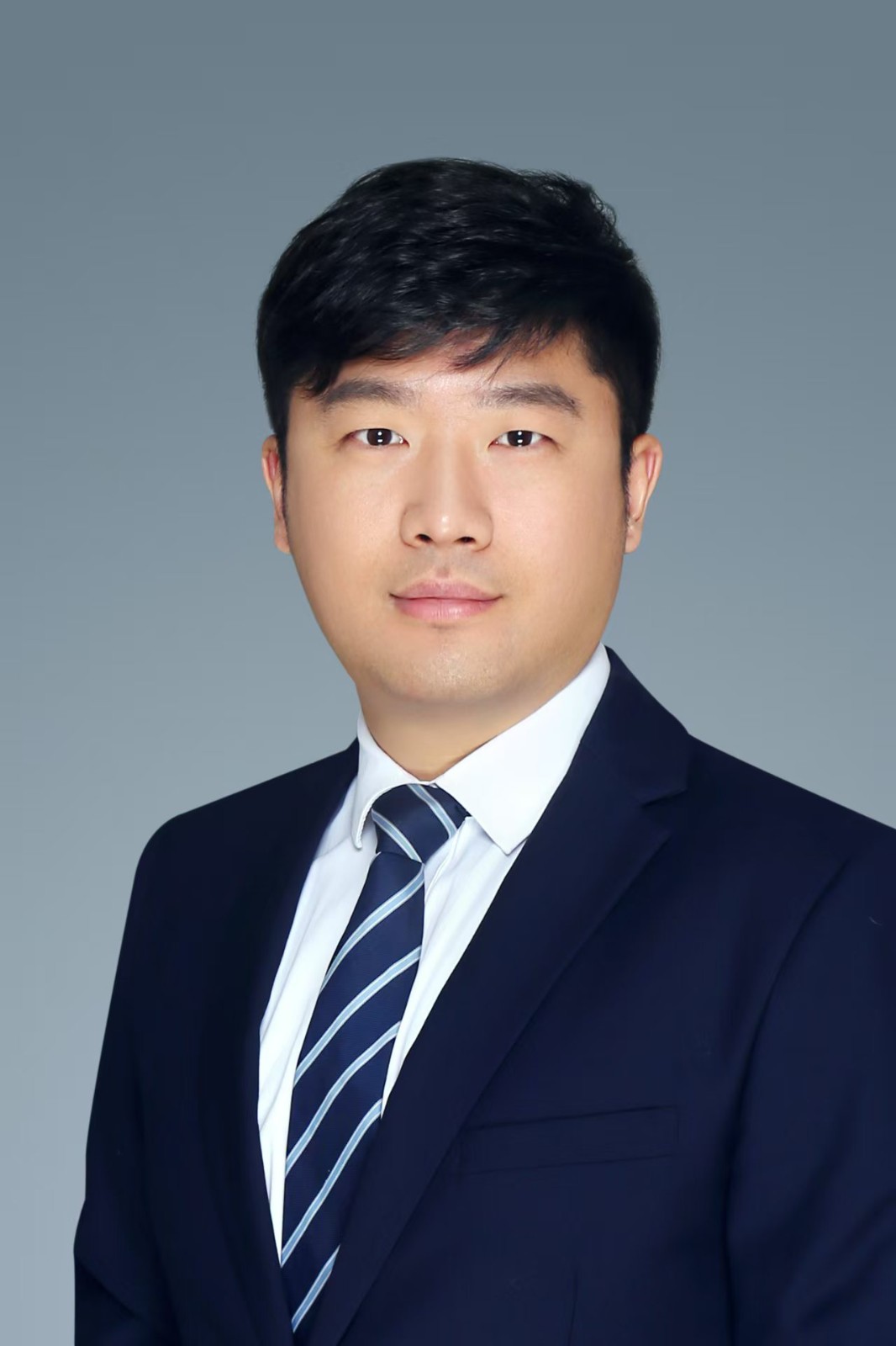 王鹏飞.jpg