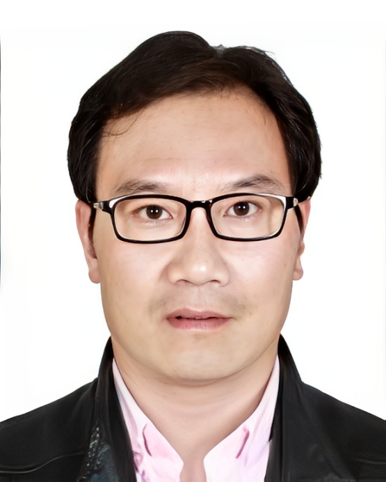 郑志锋.jpg