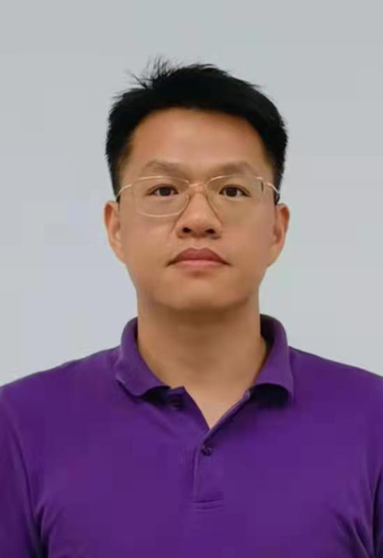 张鉴新.jpg