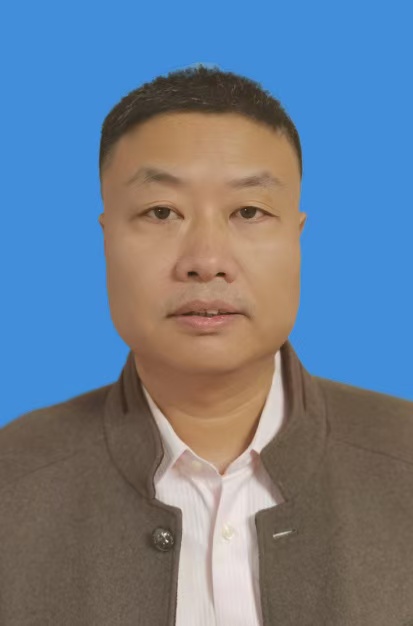 李艳波.jpg