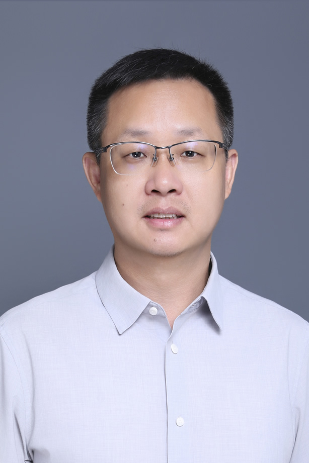 周丰.jpg