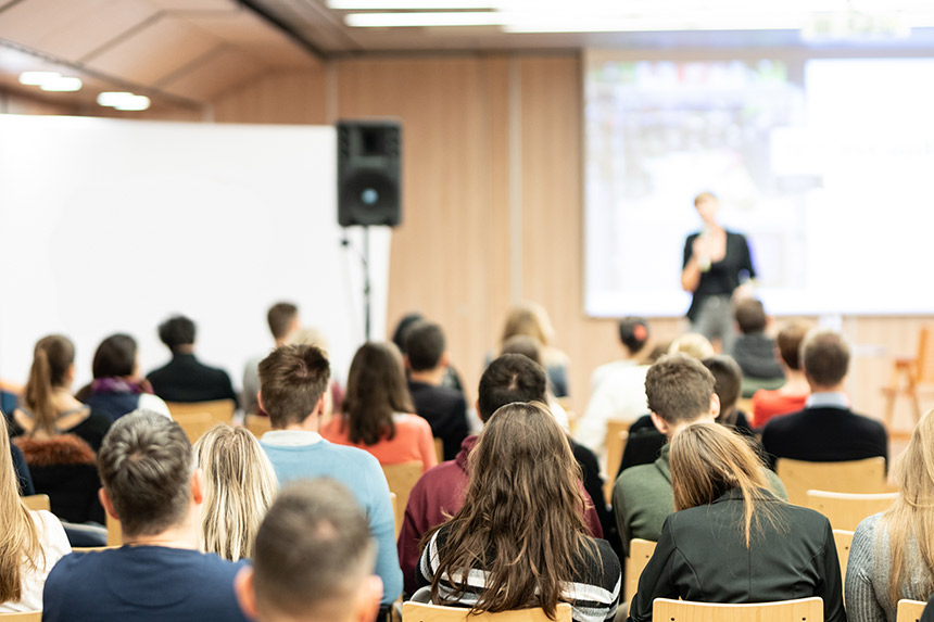 学术会议报告要求