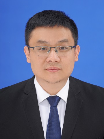 张鹏.jpg