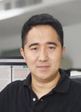 张伟教授.png