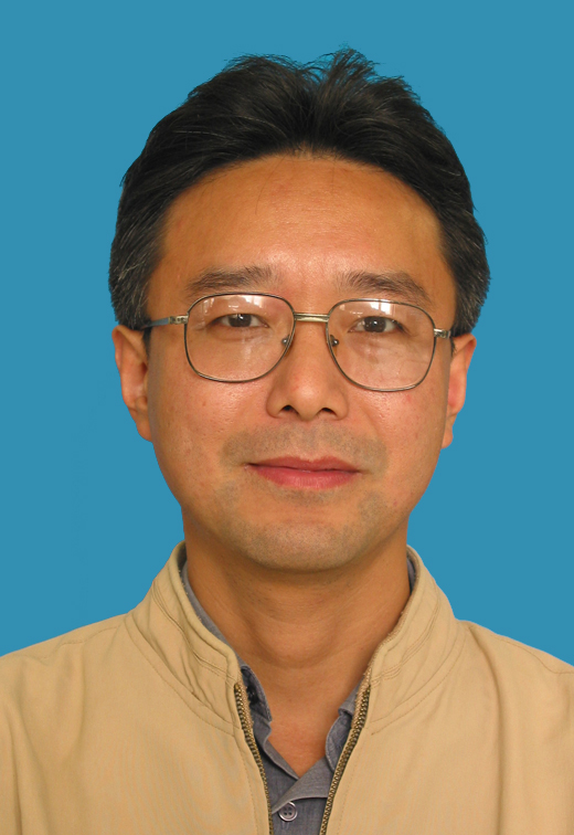 大会主席 张珂.jpg