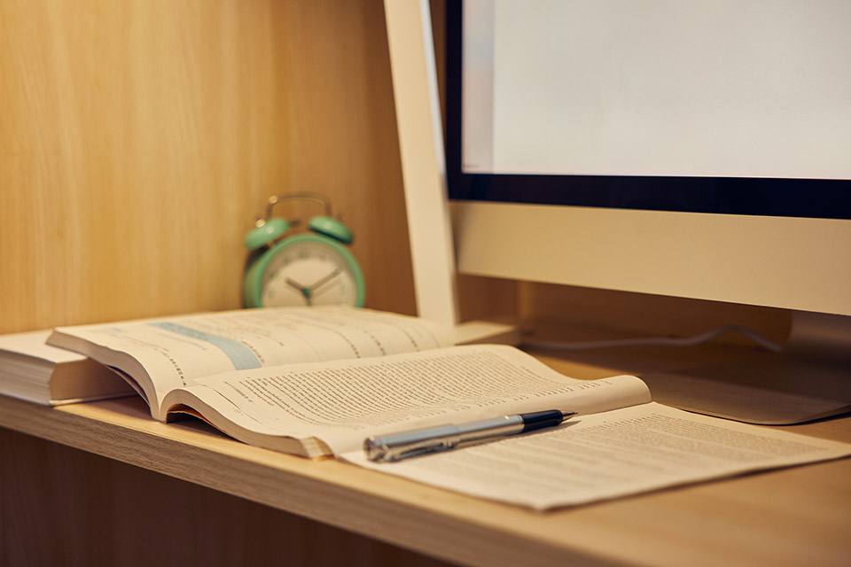 怎么分辨期刊是不是SCI