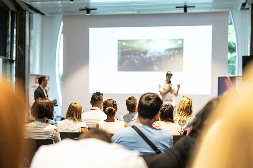 学术会议可以只参加一天吗