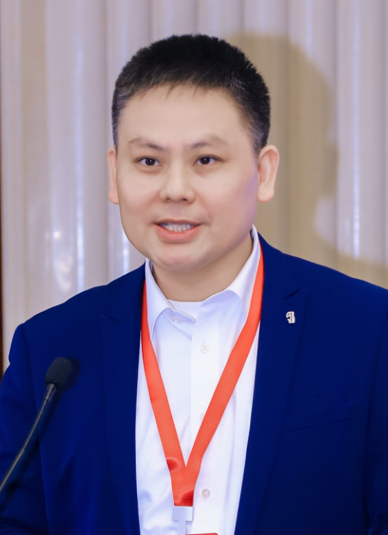 贺德强.png