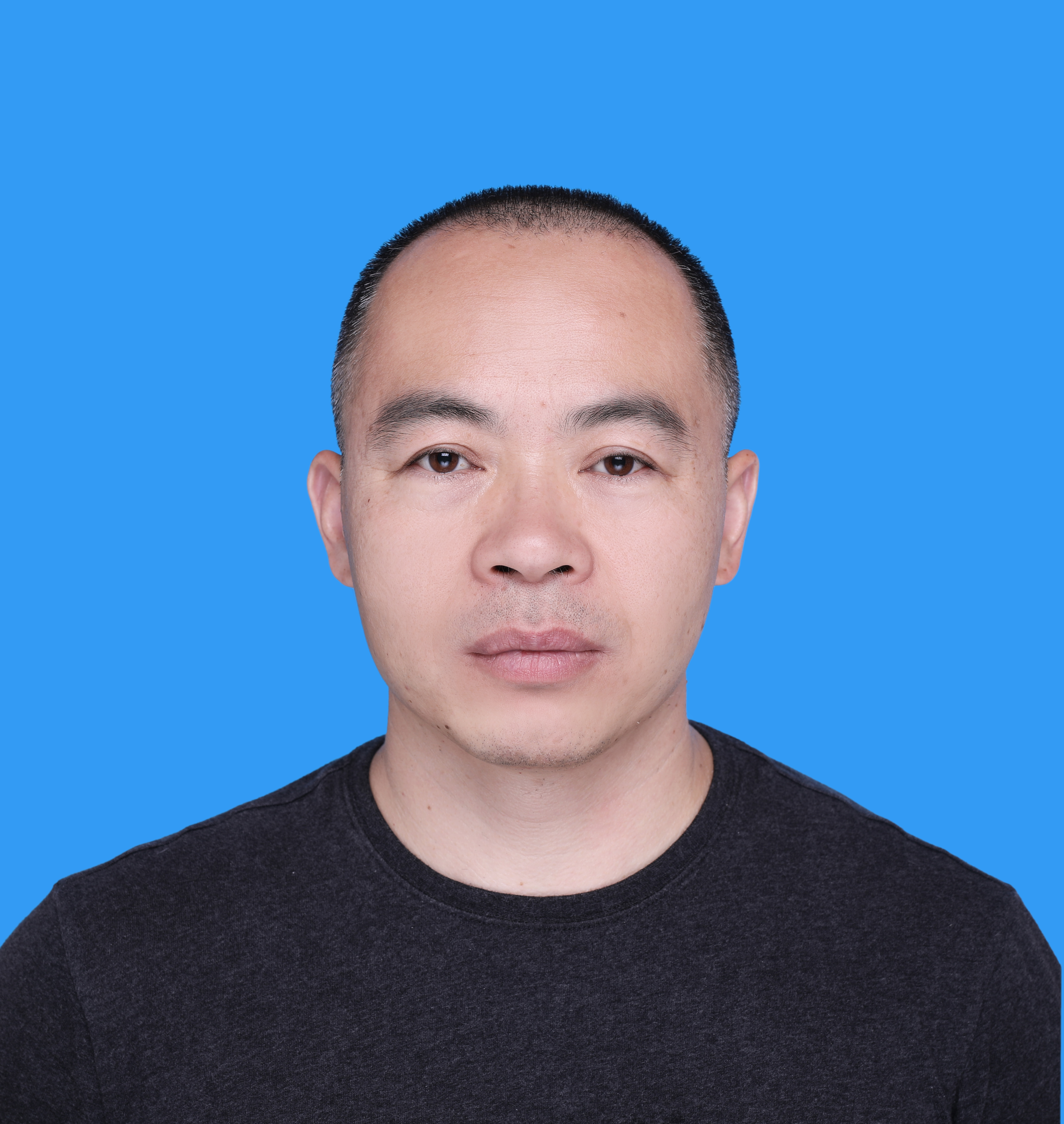 王智.jpg