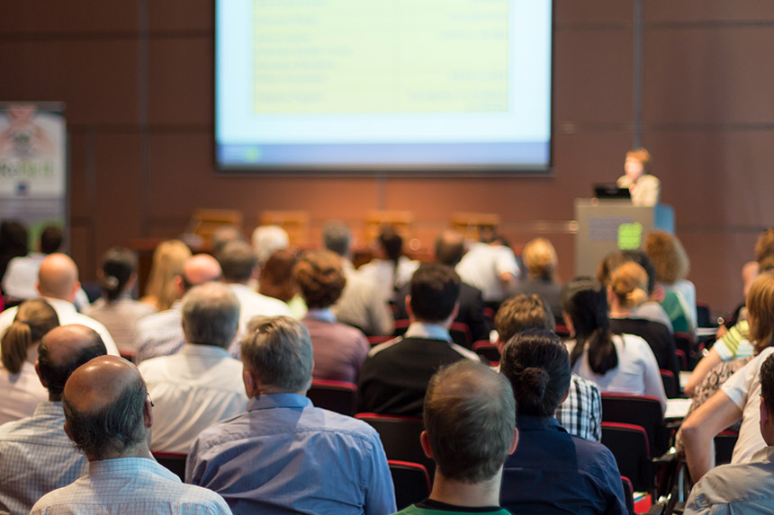 大三参加学术会议有用吗