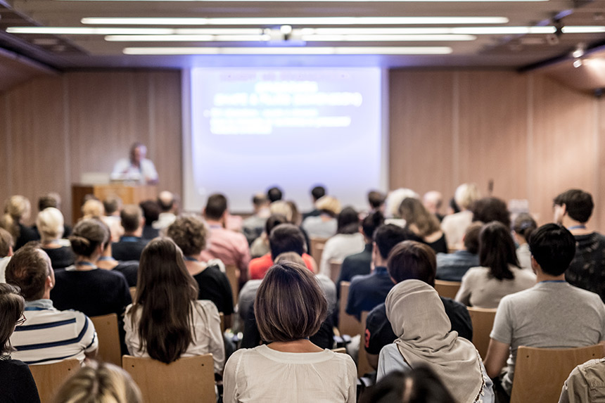 参加学术会议需要缴费吗