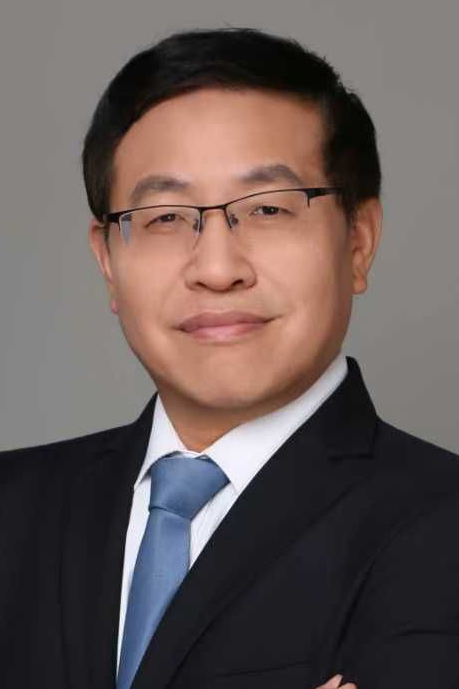 何业军1.png