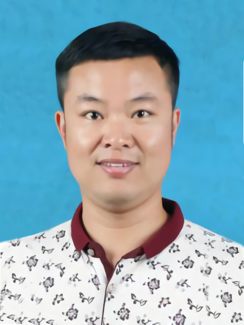 关震.jpg