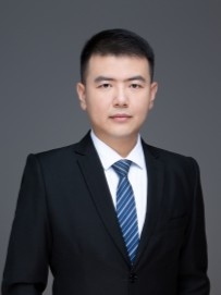 岳圣瀛.jpg
