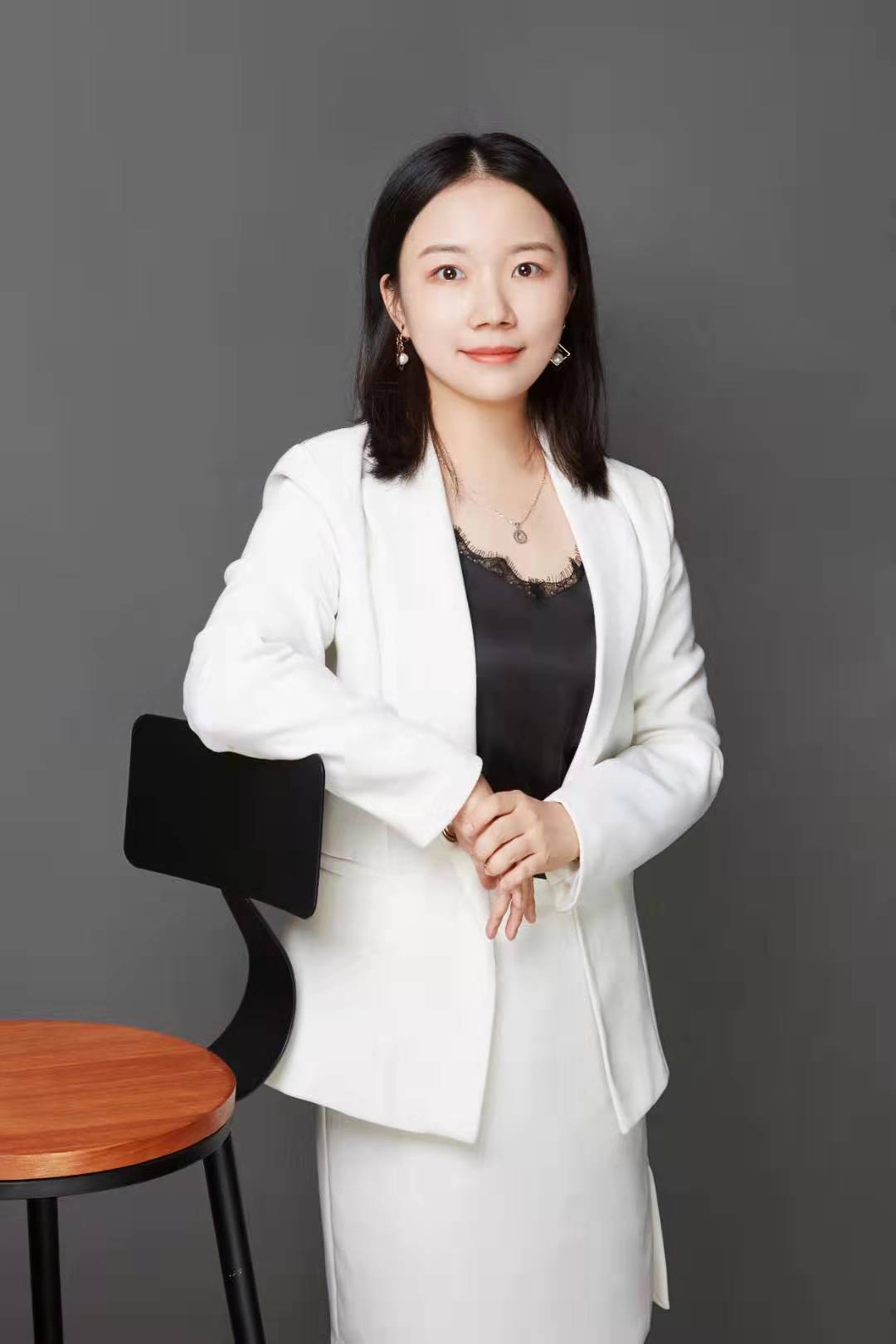 石金晶.jpg