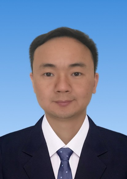 陈俊鑫.jpg