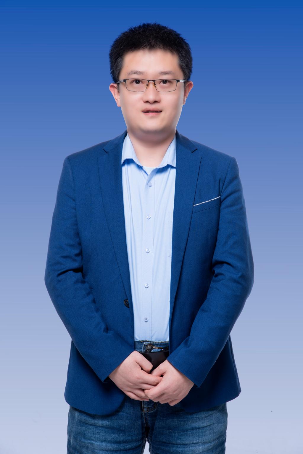 张海伟.jpg