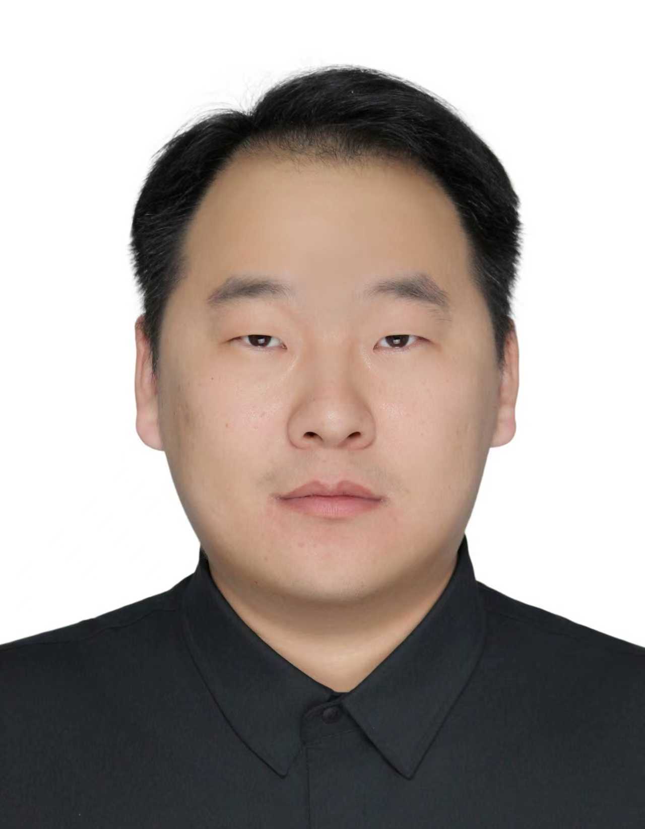 卢嘉琦.jpg