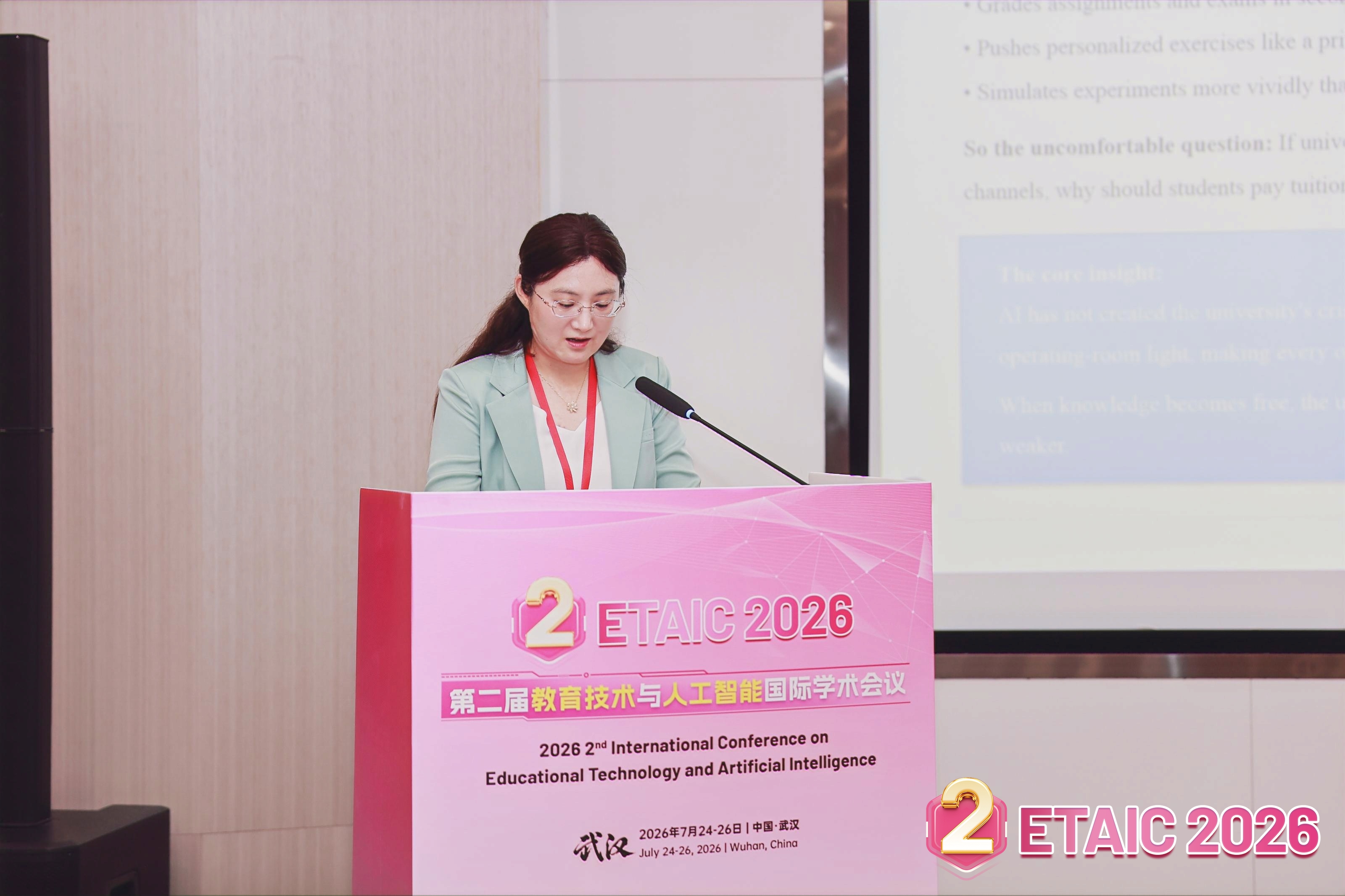 高菁教授，烟台科技学院.JPG