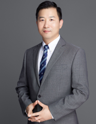 胡广伟教授.png