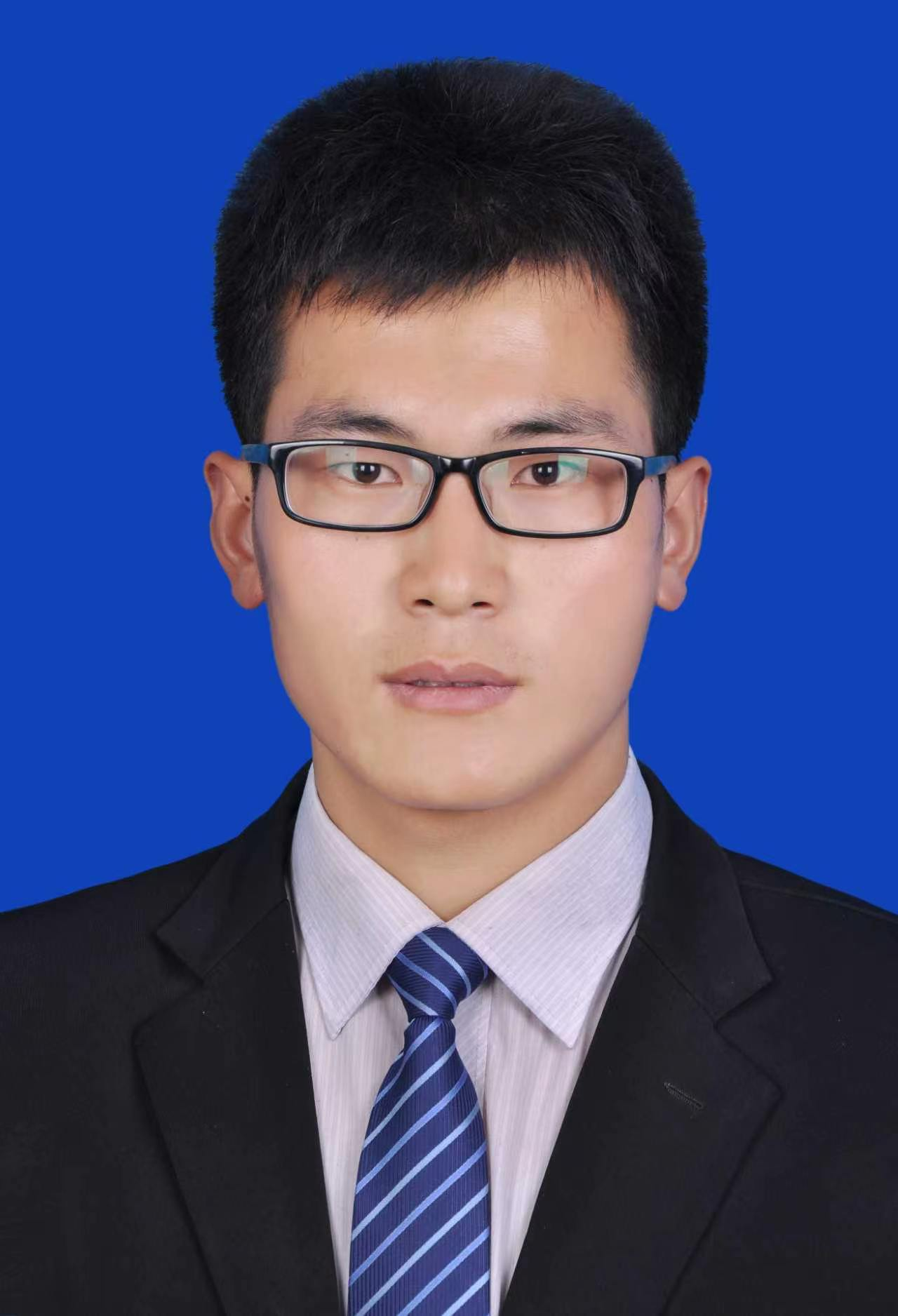 宁海龙.png