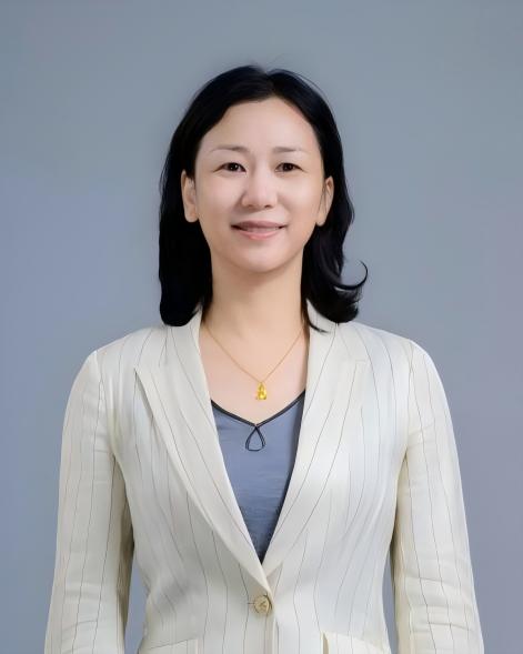 李琳.jpg