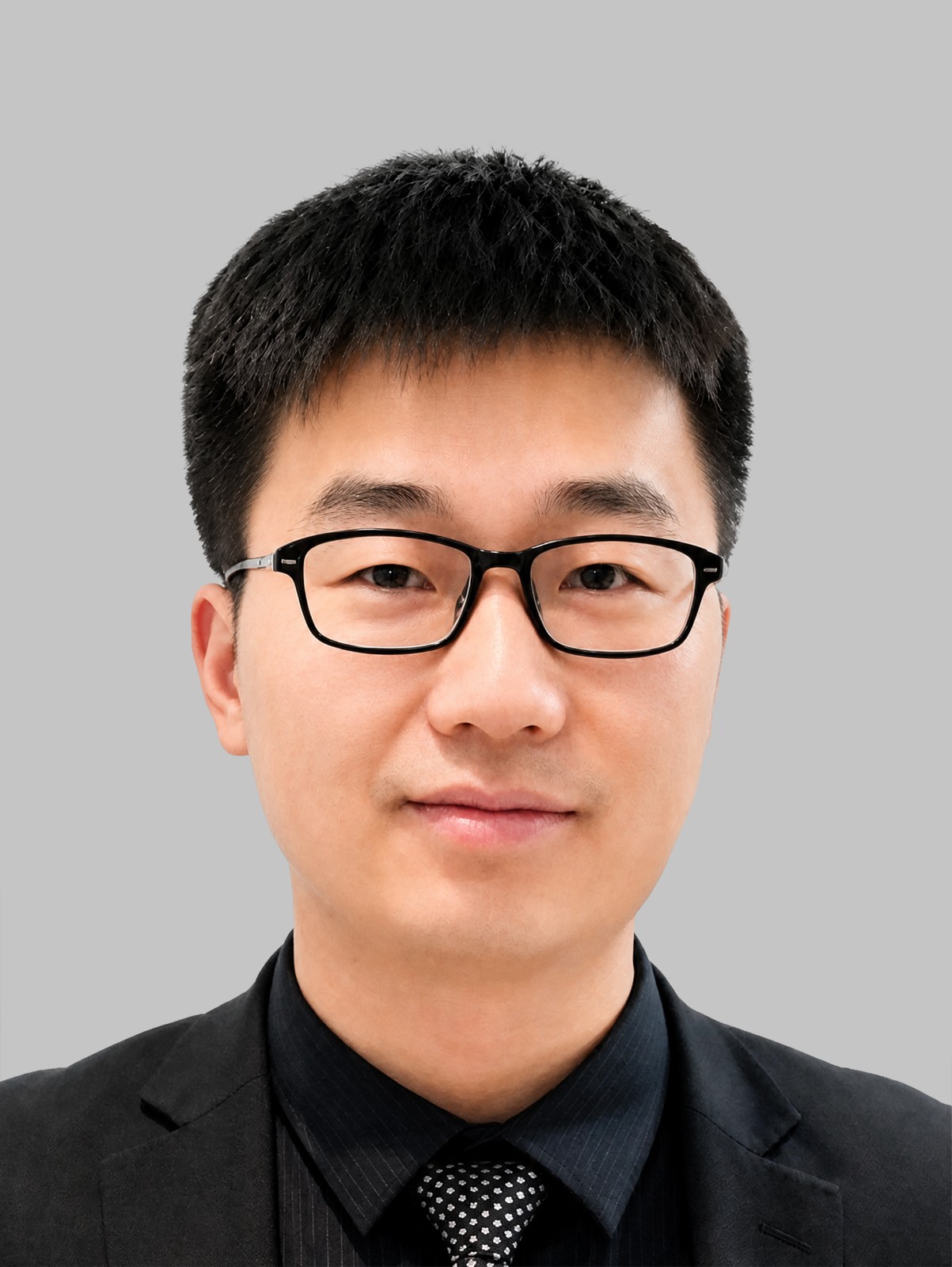 秦杰--组织委员会主席--最新照片.jpg