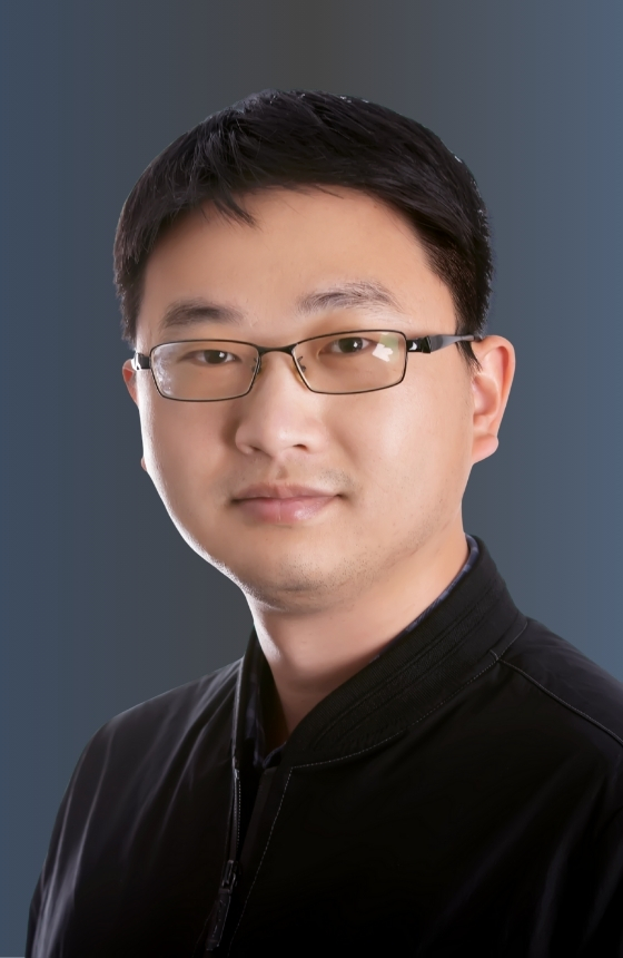 1. Chenguang (Charlie) Yang杨辰光.jpg