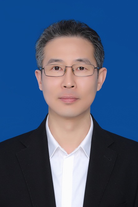 许志坚.jpg